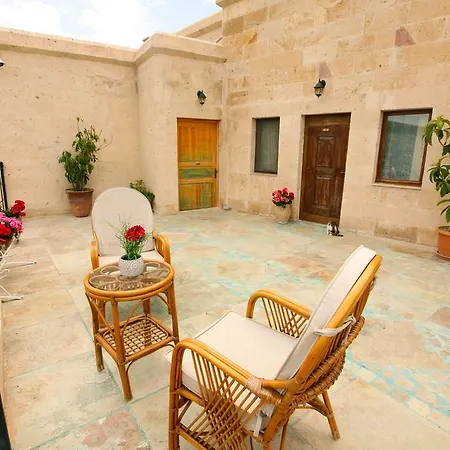 Blue Valley Cave Hotel