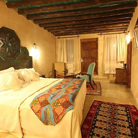 Blue Valley Cave Hotel 4*