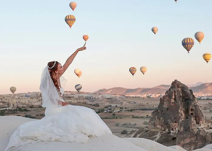 Blue Valley Cave Hotel 4*