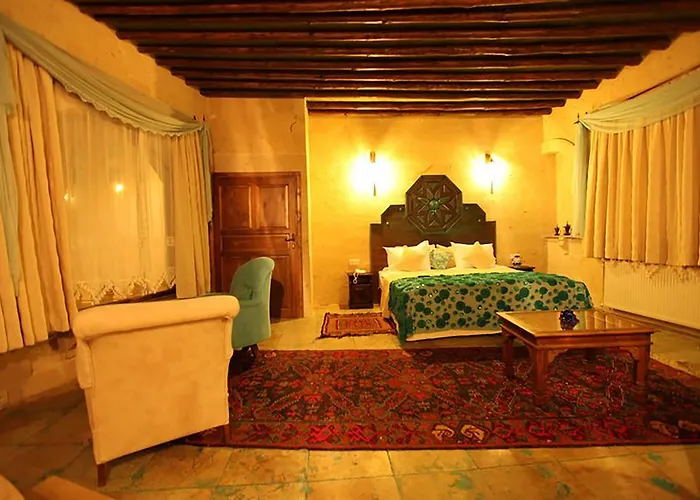 Blue Valley Cave Hotel