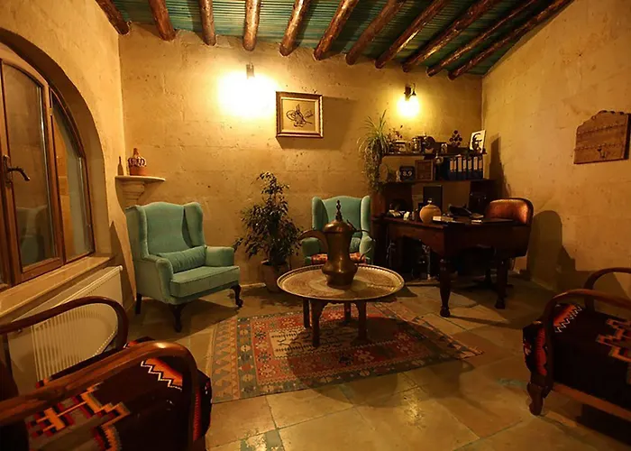 Blue Valley Cave Hotel