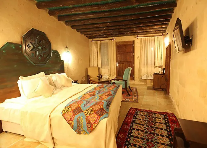 Blue Valley Cave Hotel 4*